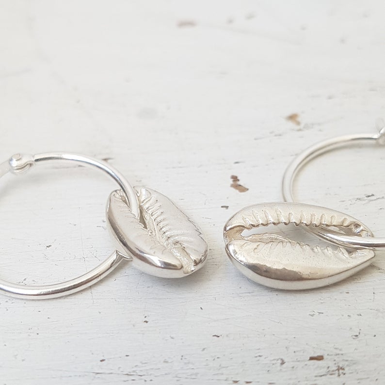 shell earrings