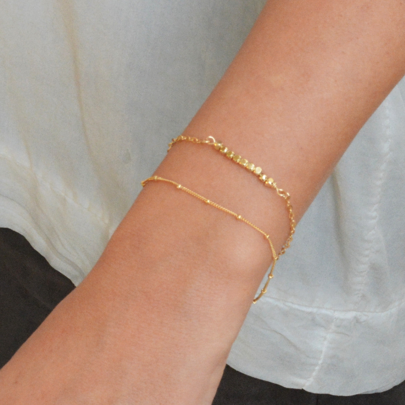 Satellite bracelet