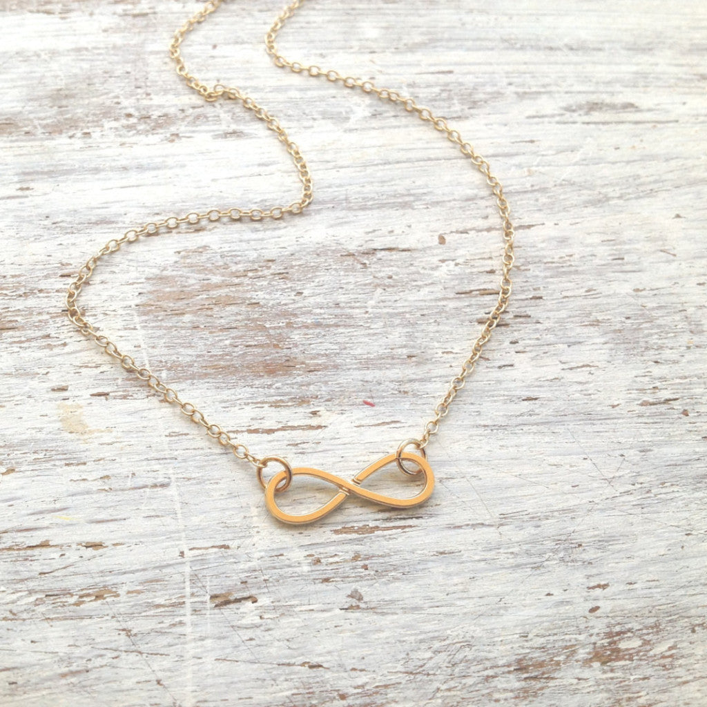 Beautiful simple Infinity necklace