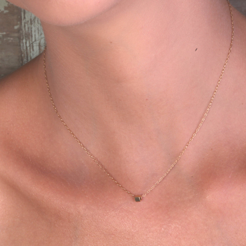 Delicate gold chain