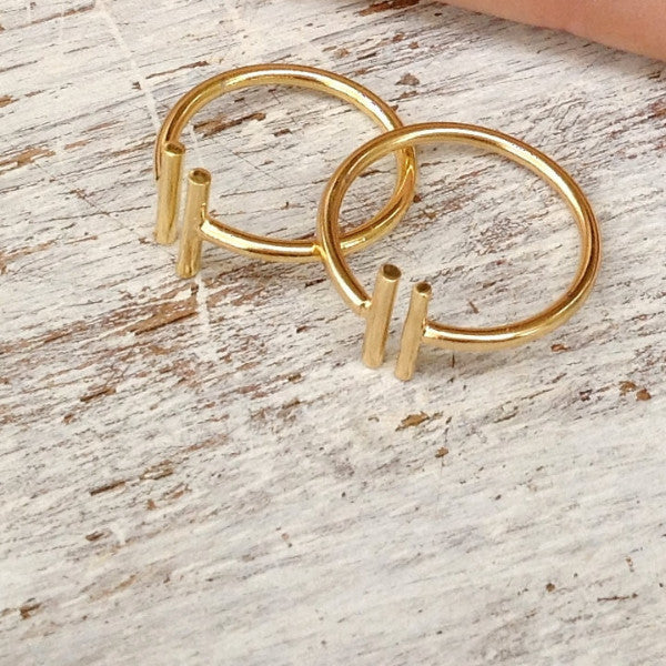 Knuckle ring