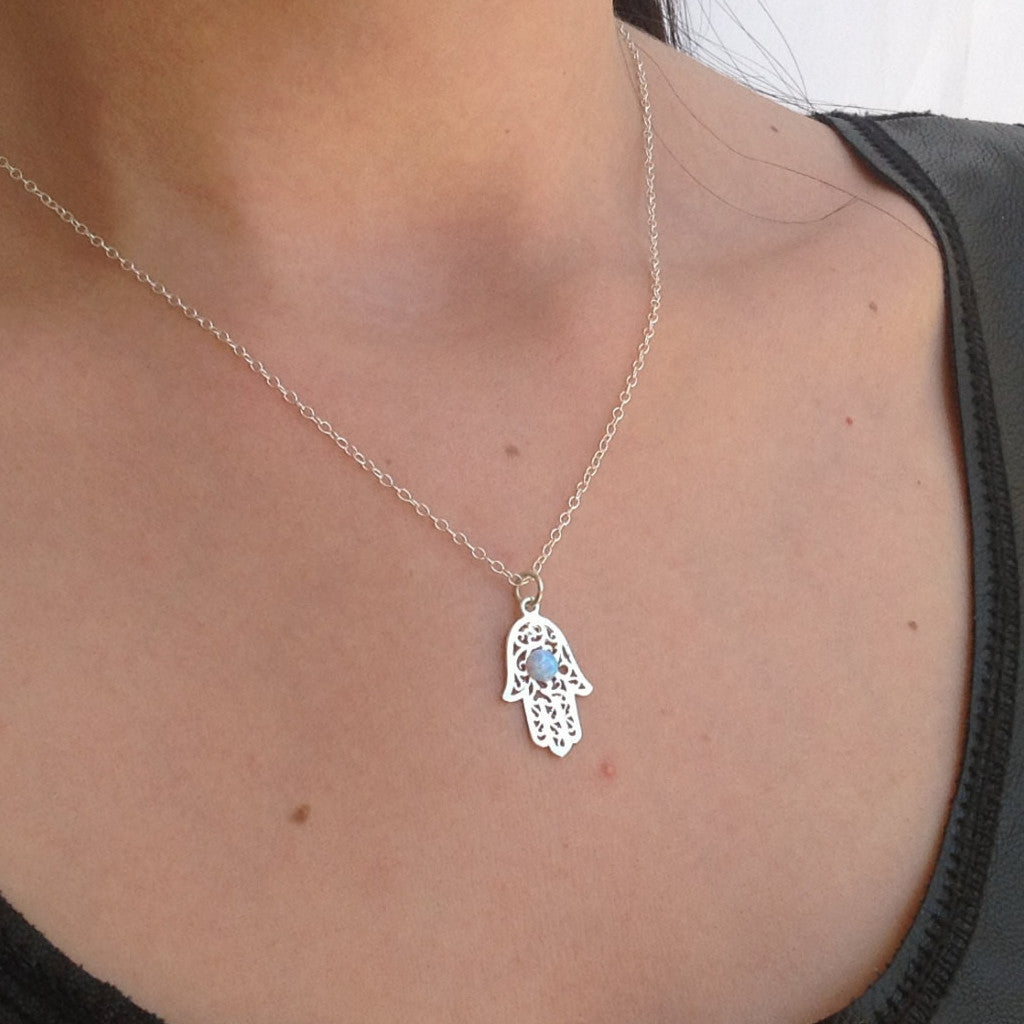 silver hamsa necklace
