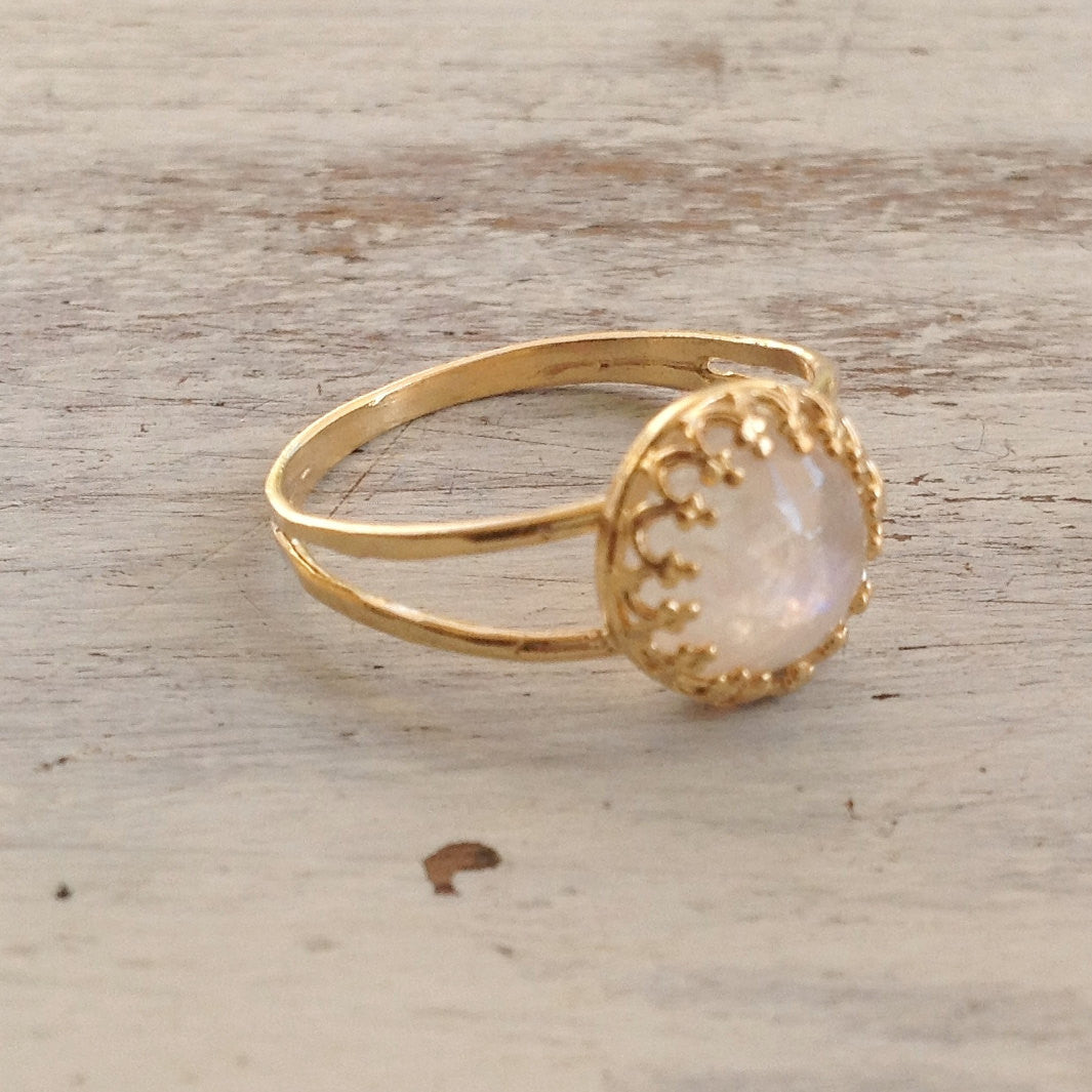 Stacking gold rings