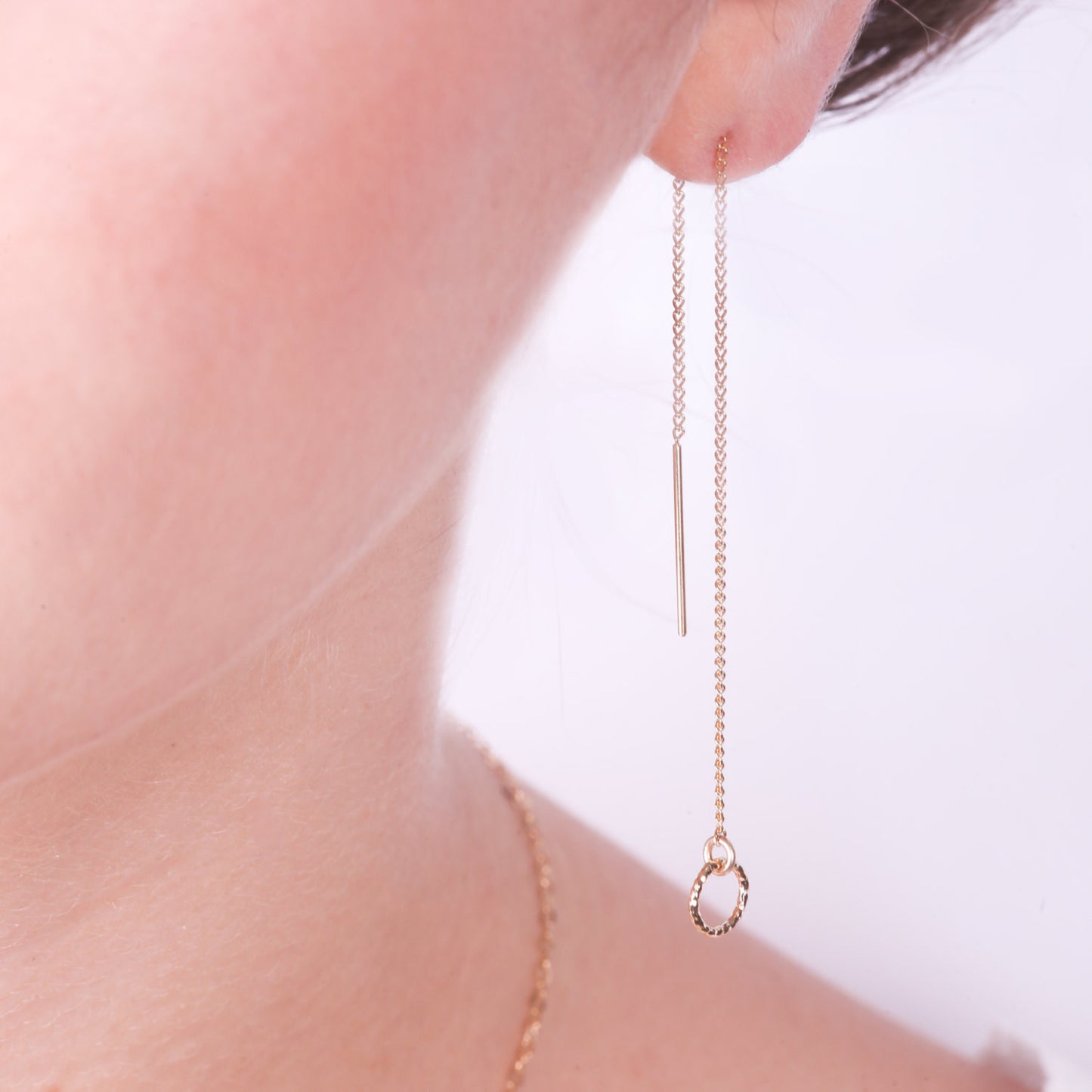 Dangle gold earrings