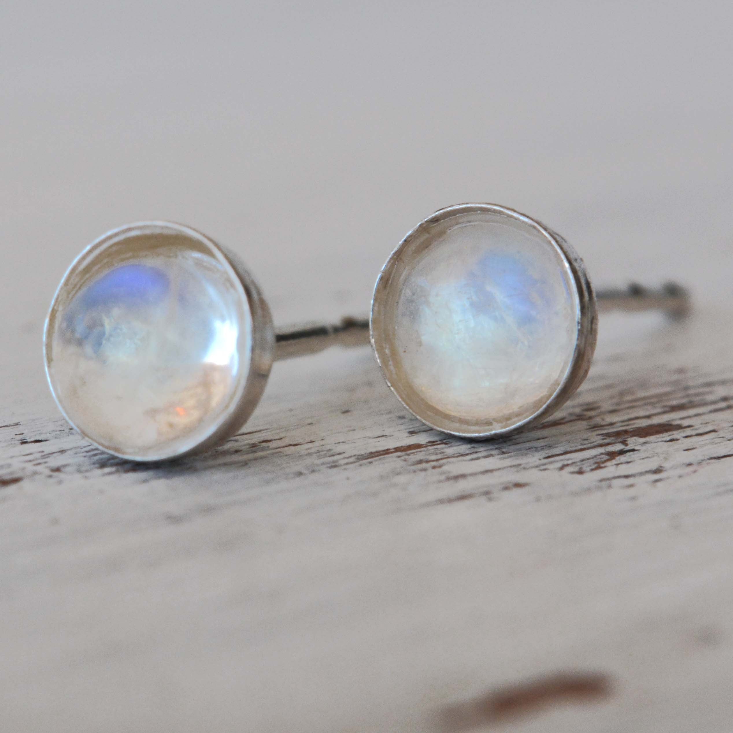 Tiny 3mm Moonstone Stud Earrings – Kathy Bankston