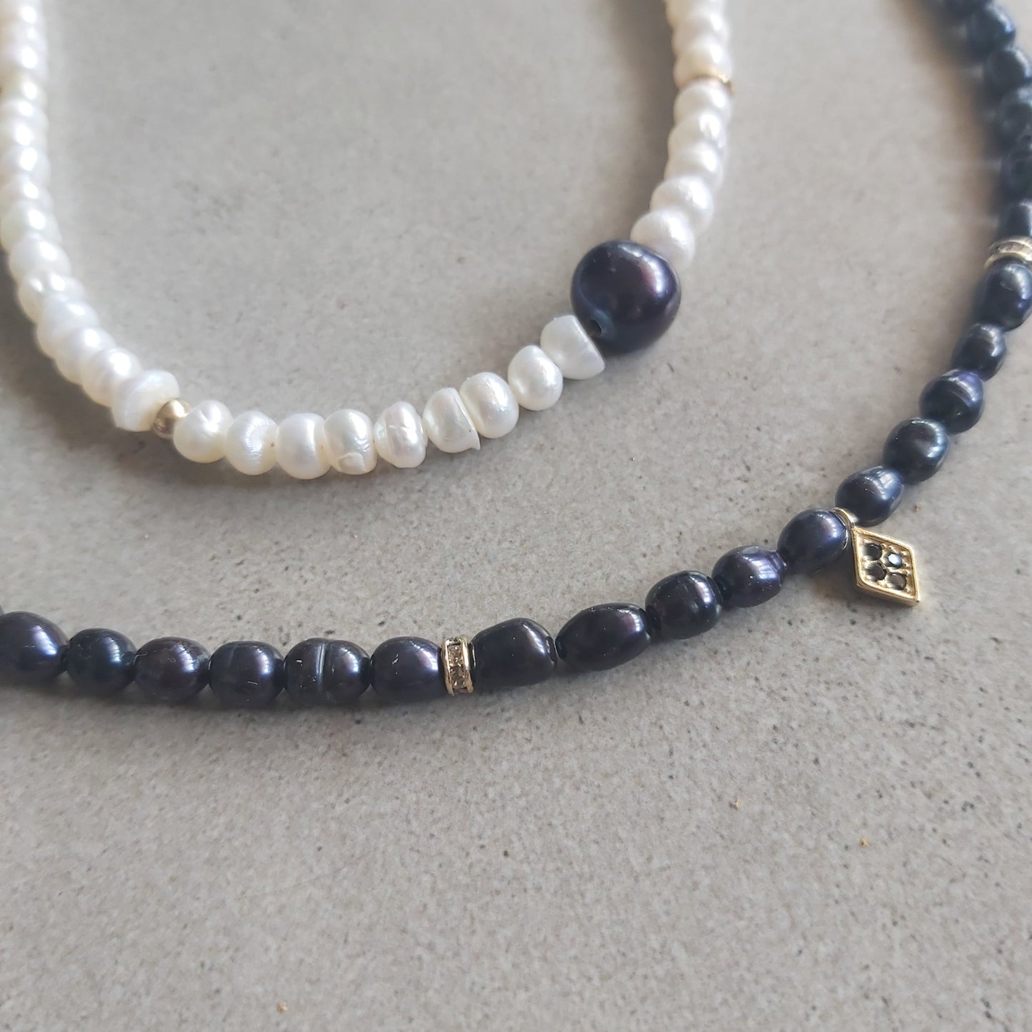 Black Pearl Beaded Necklace