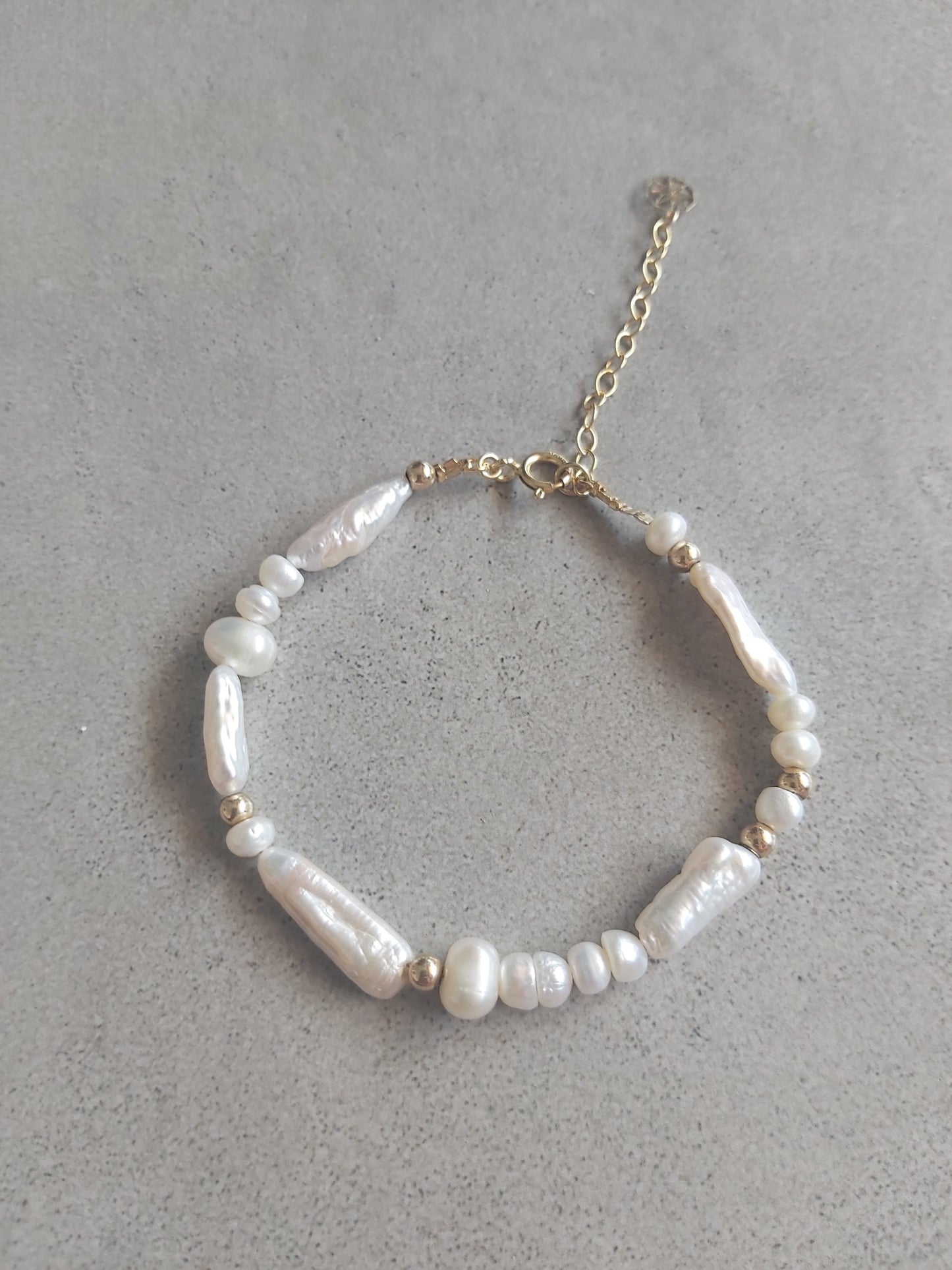 Chunky Pearl Bracelet